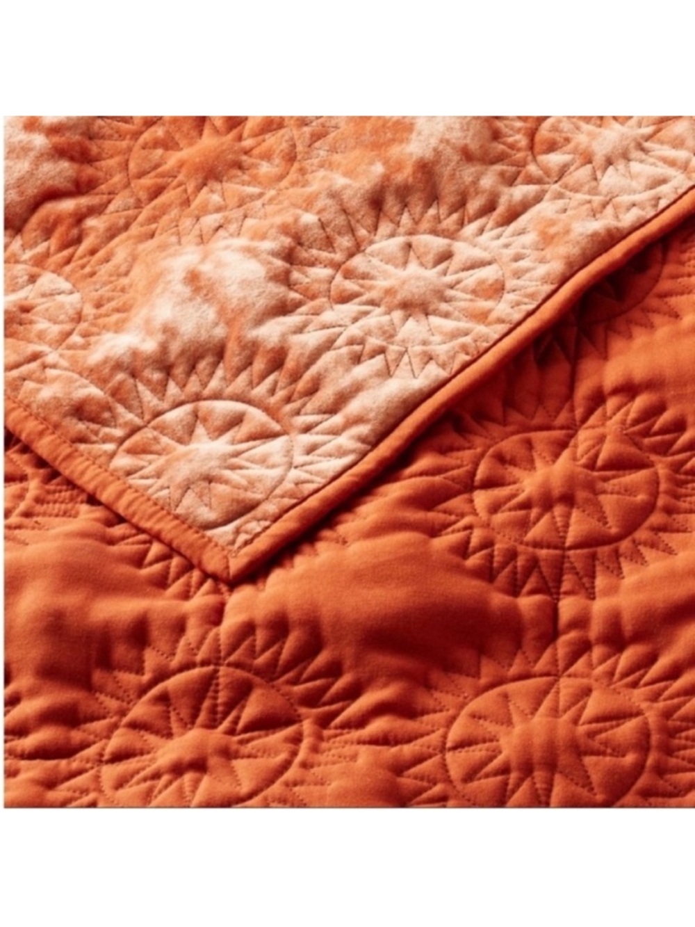 Opalhouse Jungalow King Vintage Coral Sun Stitched Velvet Quilt - Picture 3 of 9